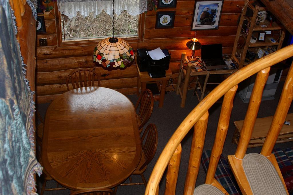 聪明的老猎人山林小屋 Anchor Point 客房 照片